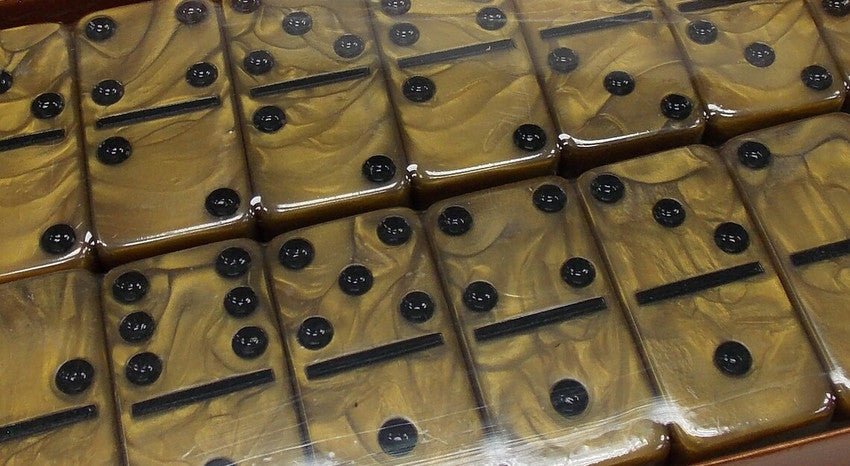 Double Six Dominoes without Spinners – Jumbo Tournament Set